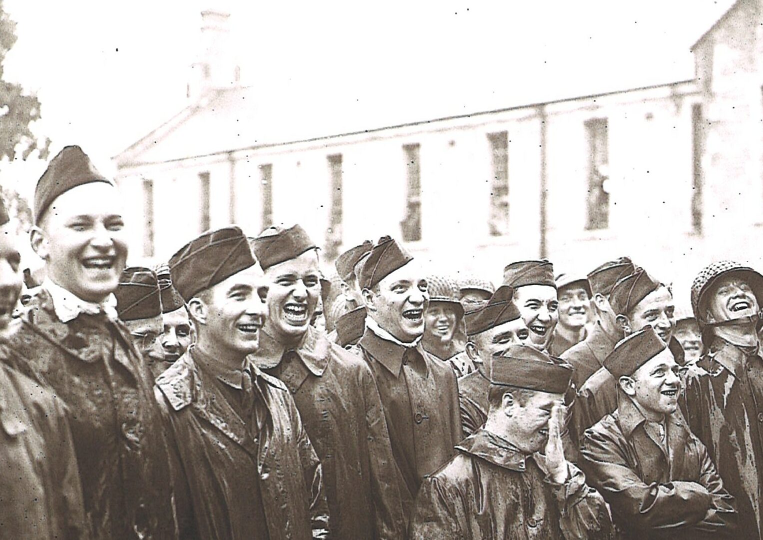 Bob Hope Audience in the rain at Bodmin barracks, D Day, WW2